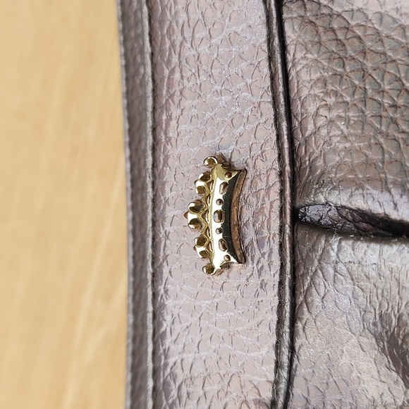 Juicy Couture Iridescent Convertible Purse Wallet - Picture 5 of 15